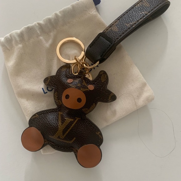 Louis Vuitton Accessories - Louis Vuitton Cow Keychain + Purse Charm Accessory - Sold Out in Stores